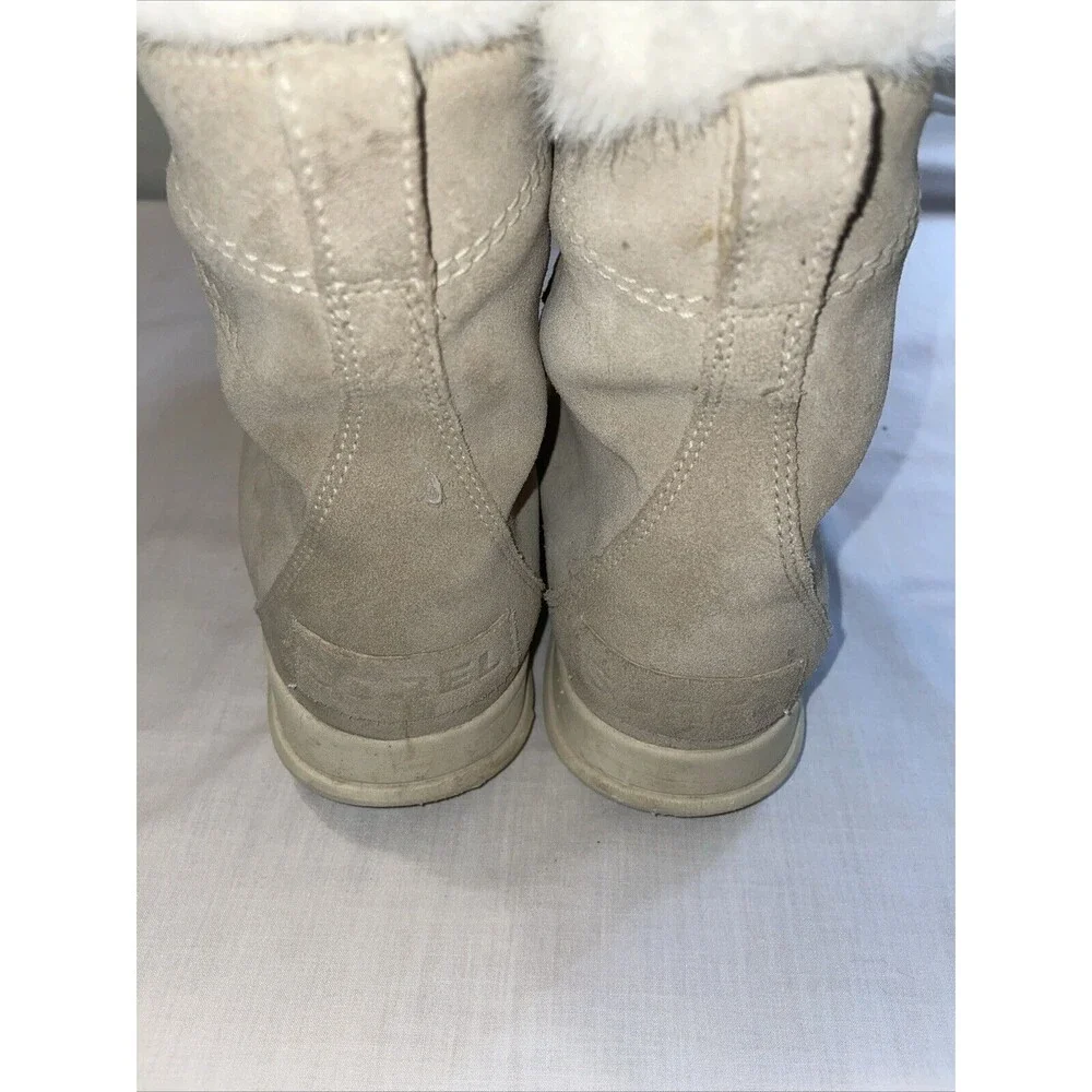 Sorel Women’s Winter Boots Size 9 M Khaki Suede Fleece Lined Hiking Trails
